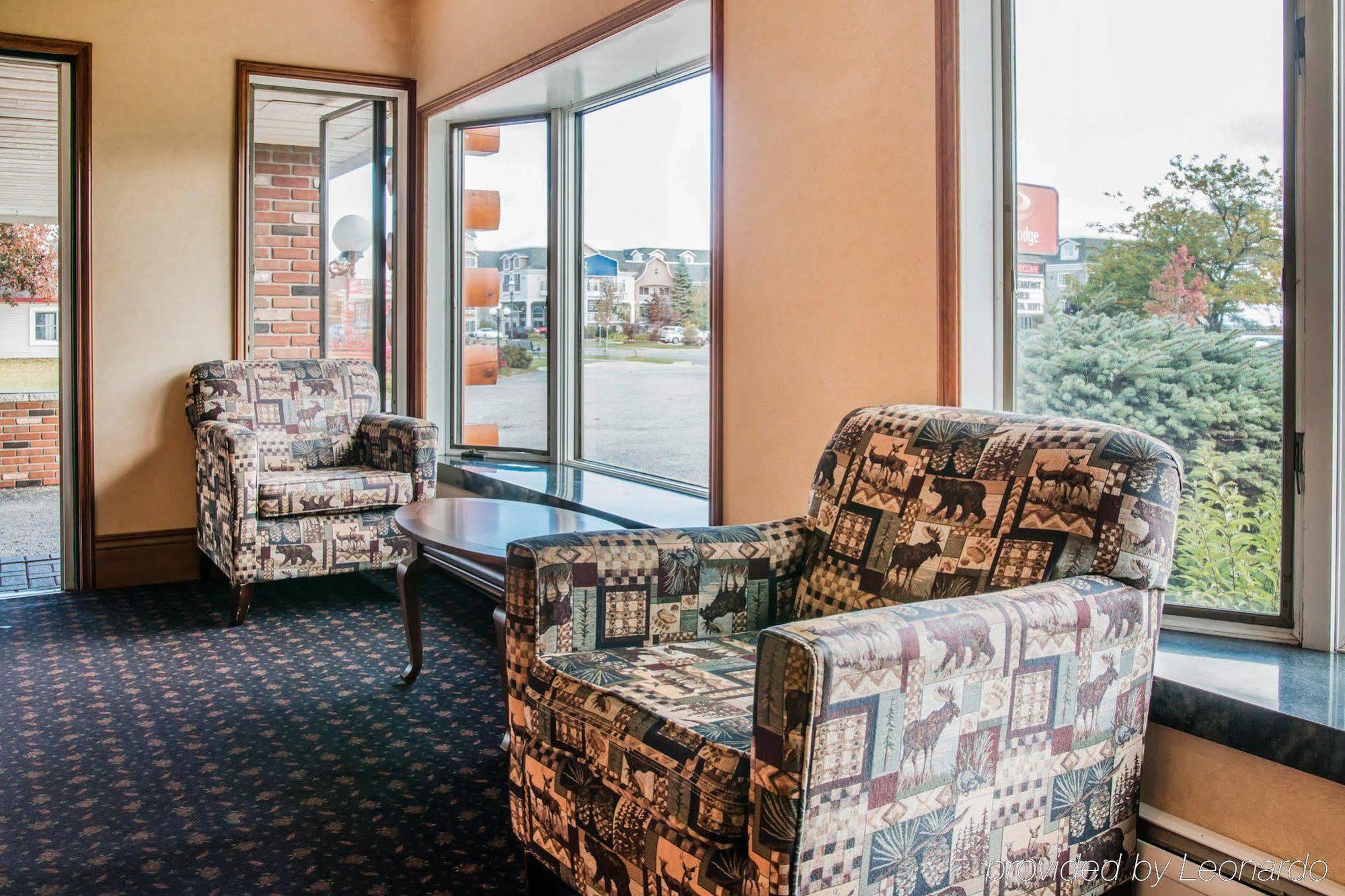 Econo Lodge Bayview Mackinaw City Extérieur photo